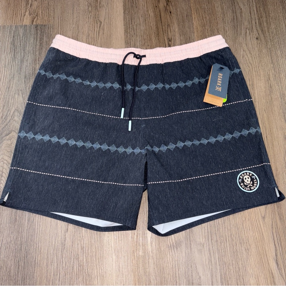 Roark Shorey  16” Horizons Elastic Waist Trunks Dark Navy Mens M NWT RB441 $66